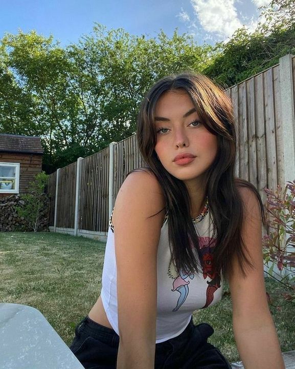 Luna M.